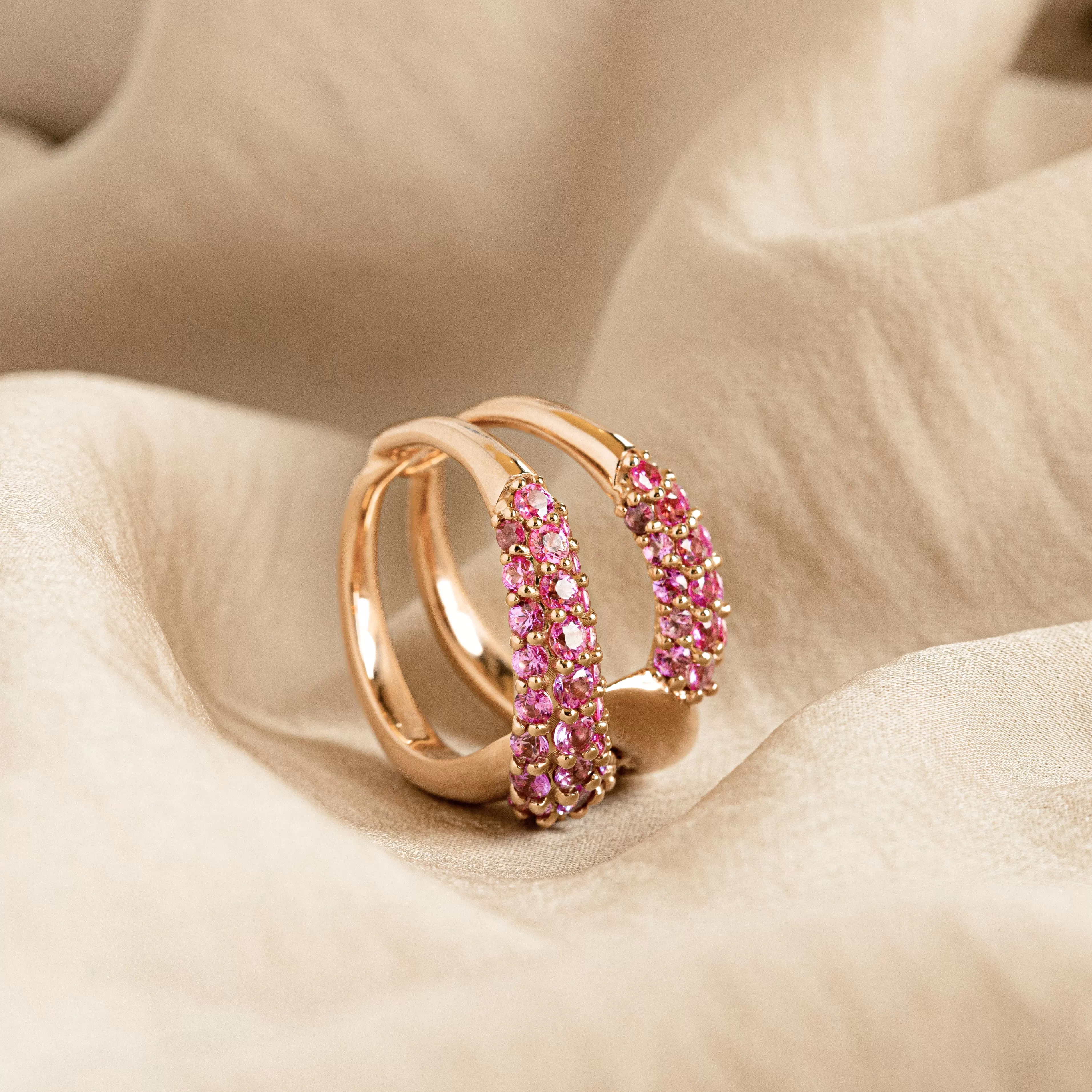 18K Rose Gold 3.12 Carat Total Weight Natural Pink Sapphire Intertwine Ring