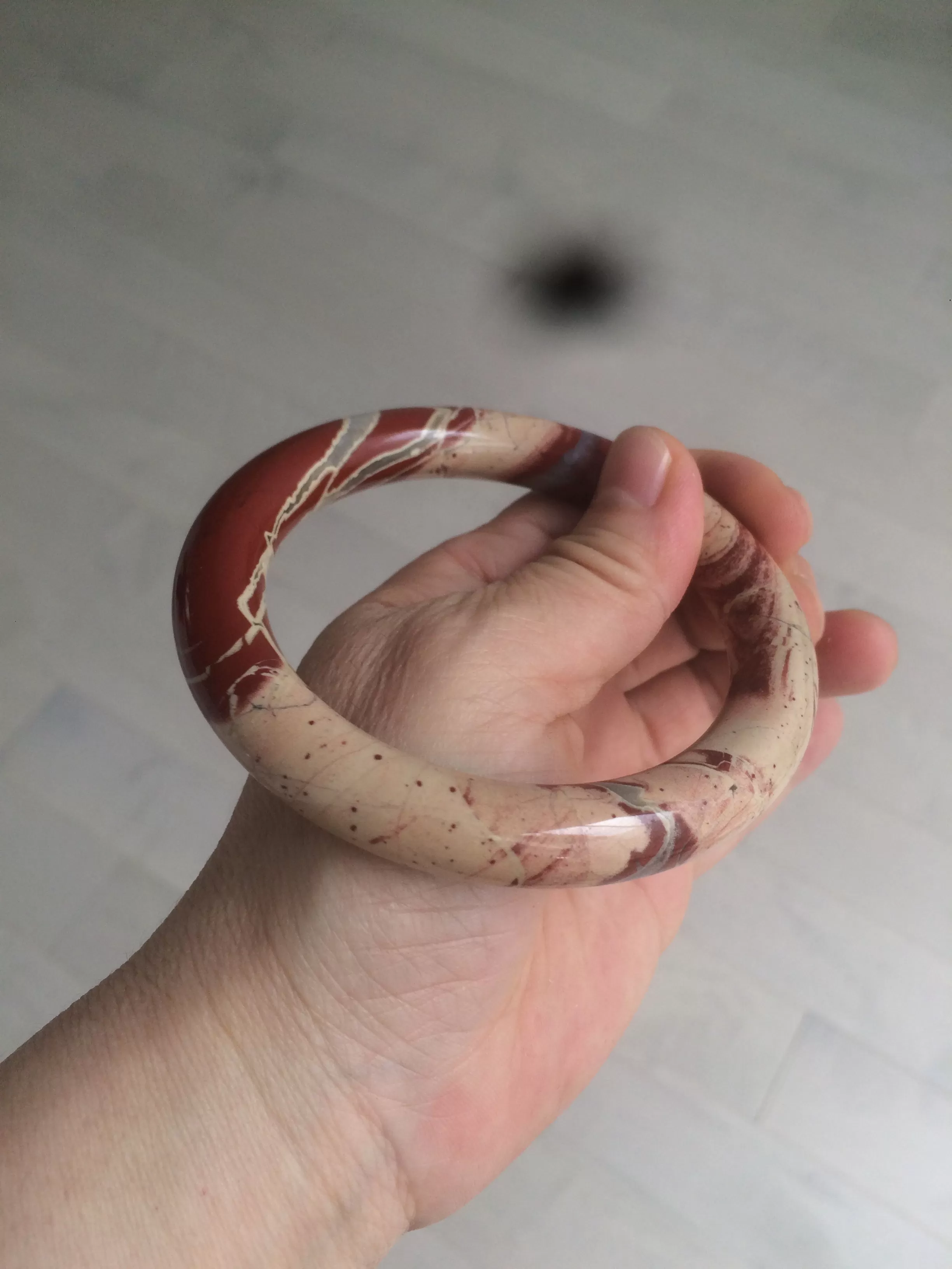 61mm 100% natural red/pink/ round cut red jasper stone bangle CB73