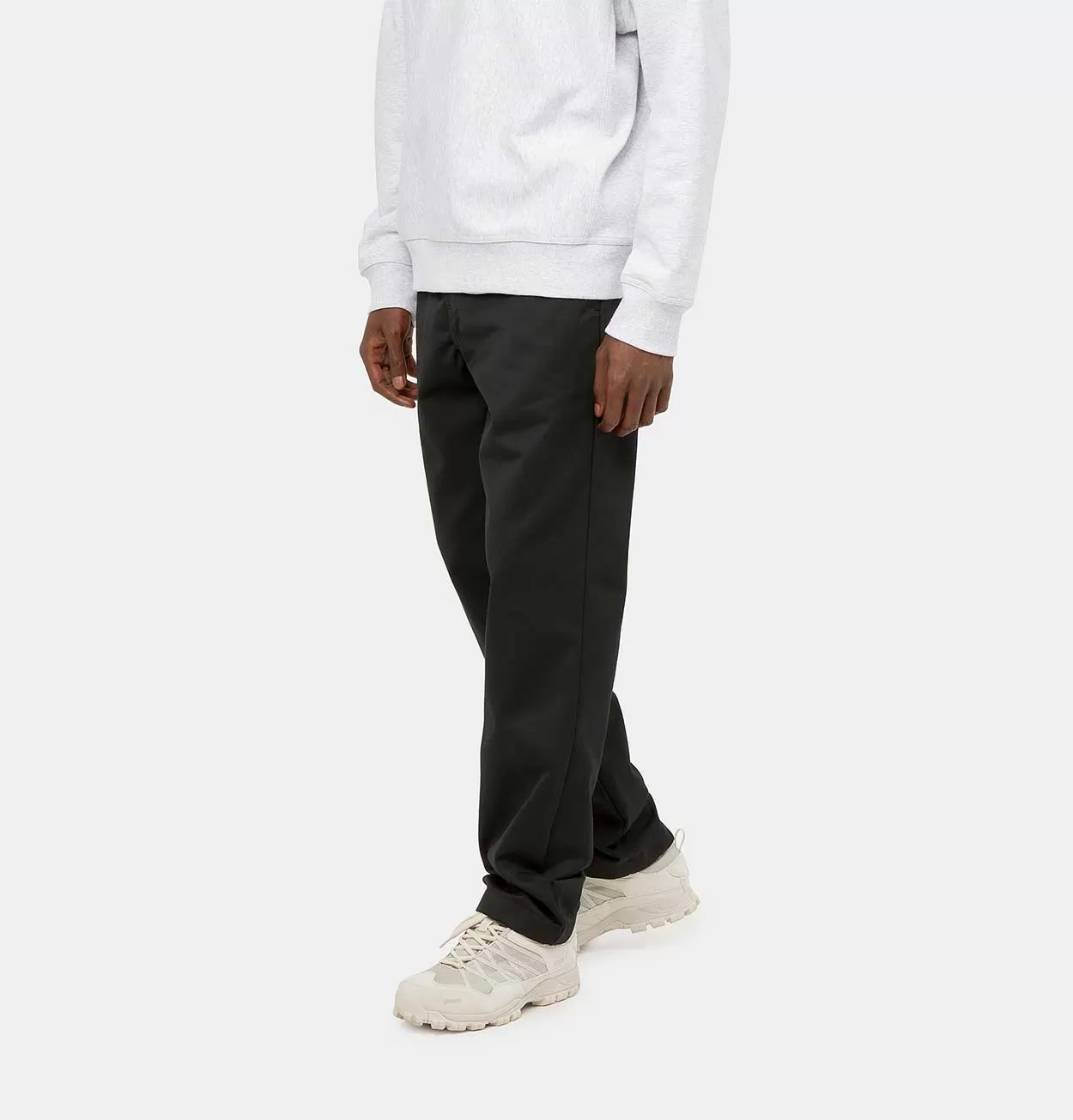 Carhartt WIP Master Pant in Black Rinsed