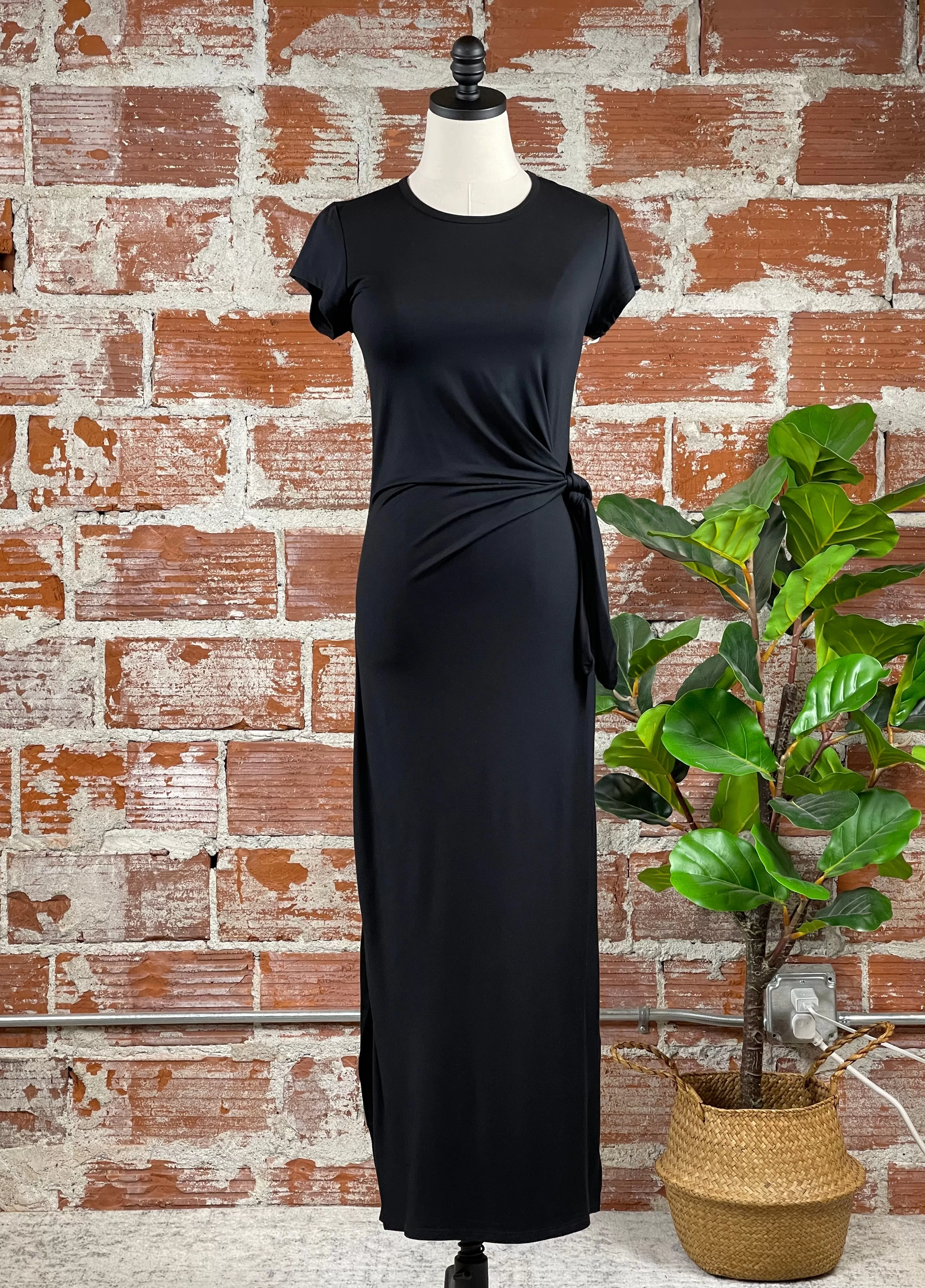 Dex Knotted Dress in Black