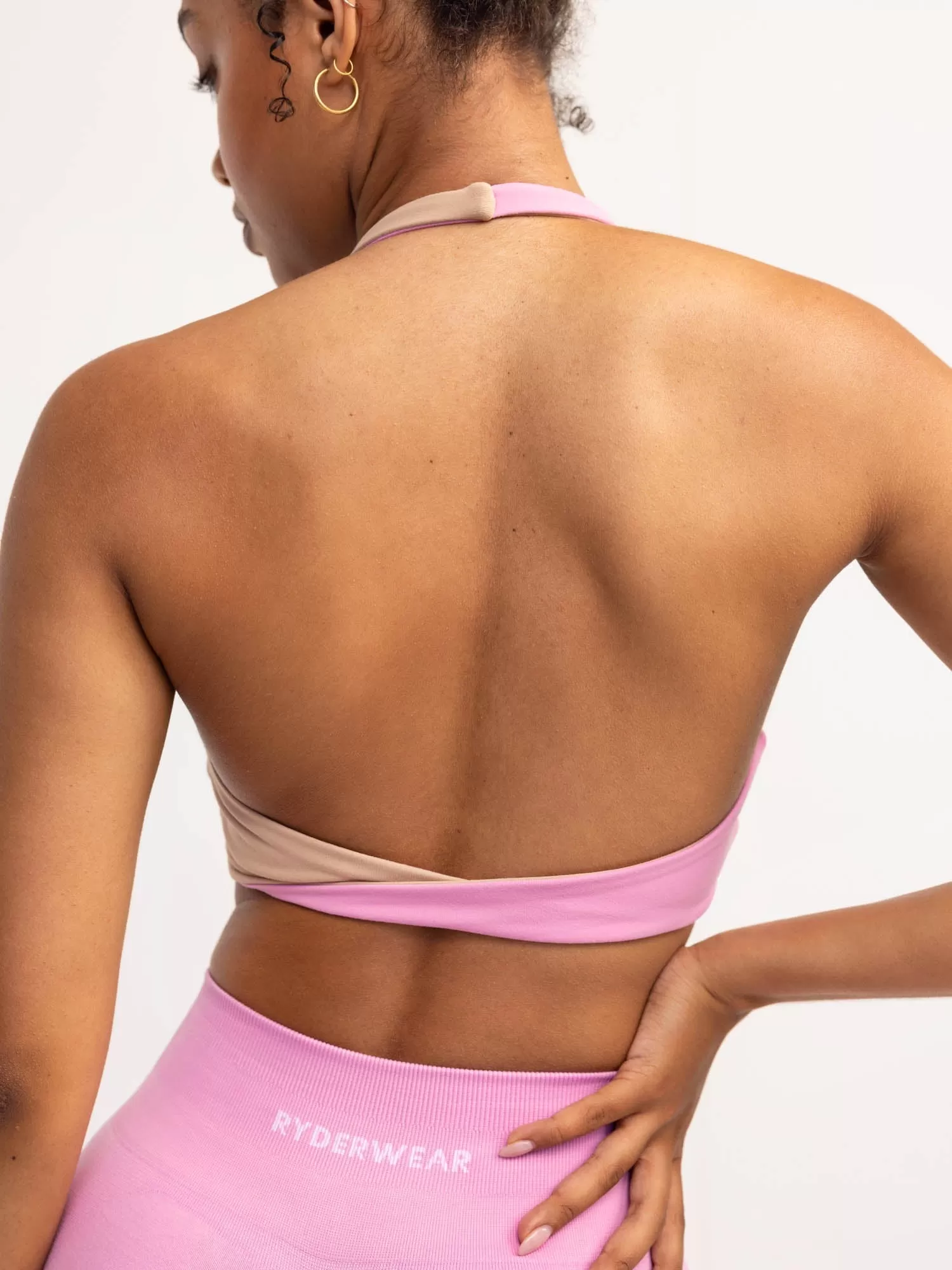 Duo Halter Twist Sports Bra - Musk Pink/Tan