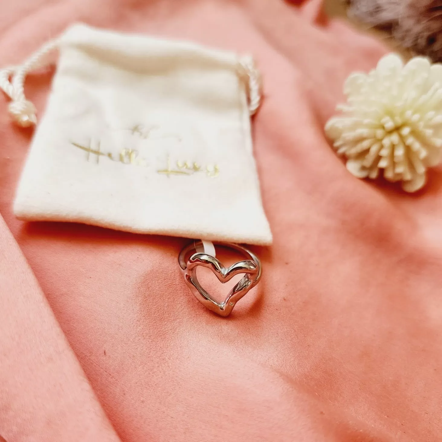 Hator Heart Ring