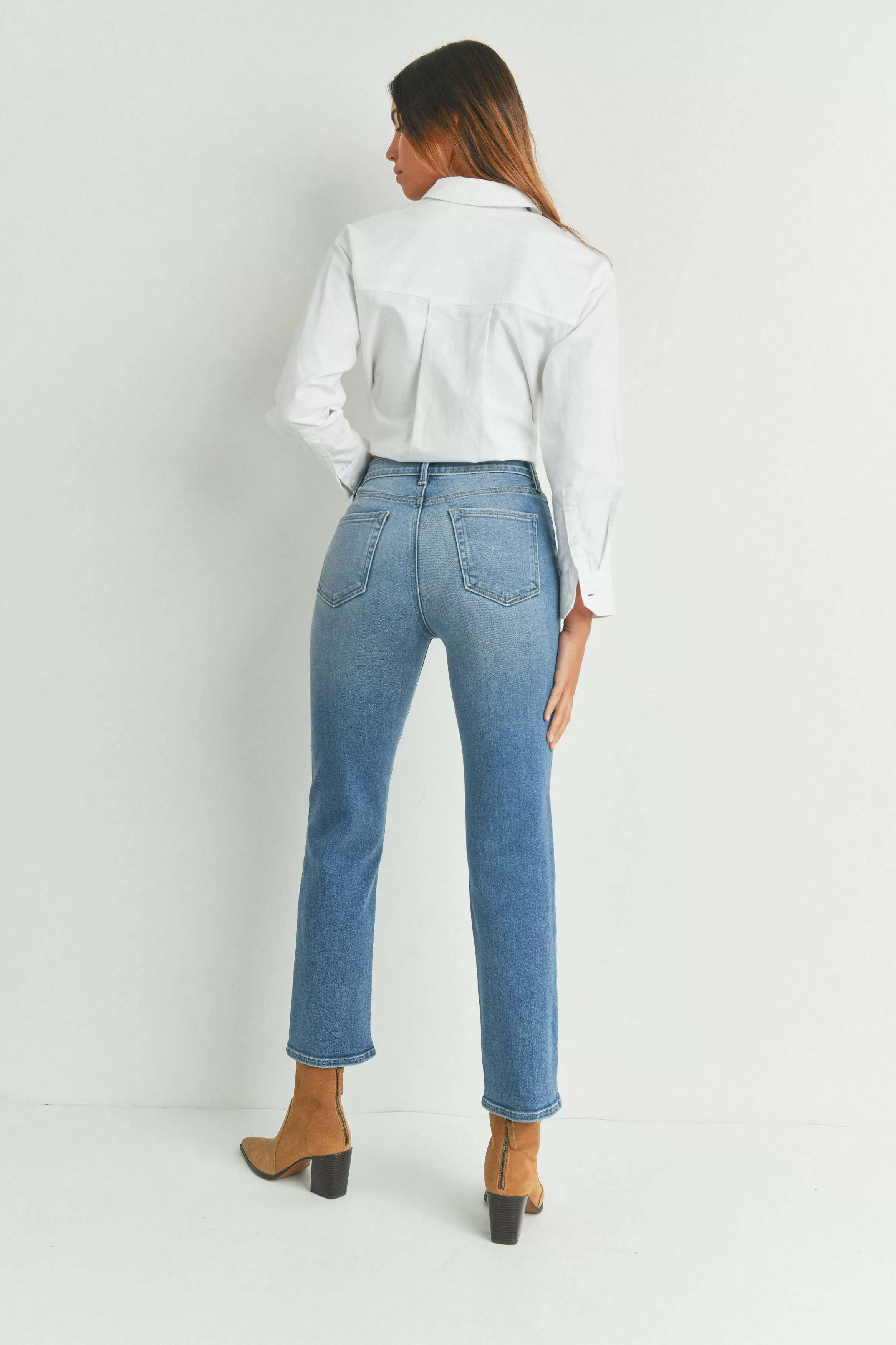 Kendall Classic Straight Jeans Medium