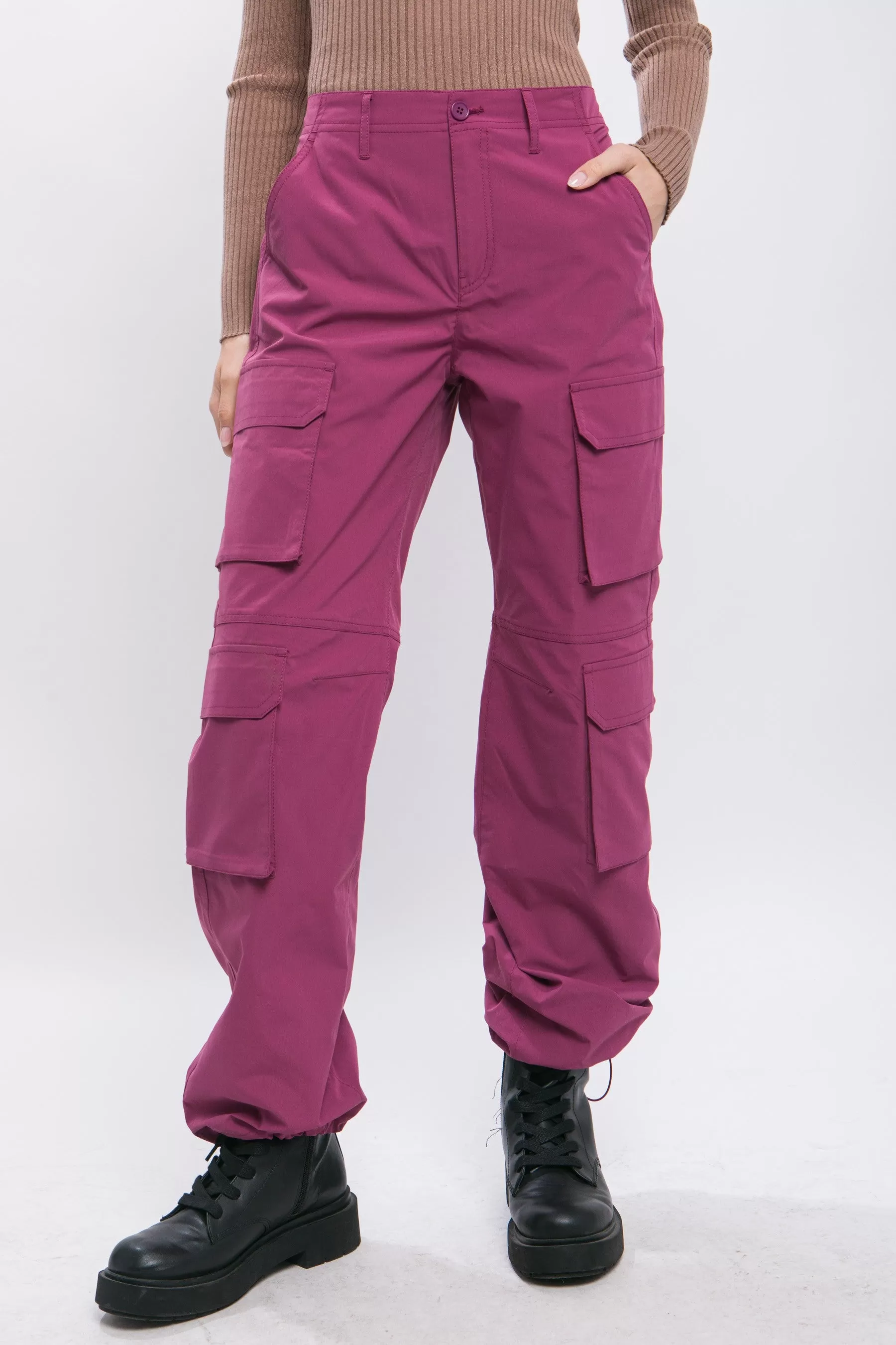 Women's Cargo Pants With Button Closure & Multiple Pockets